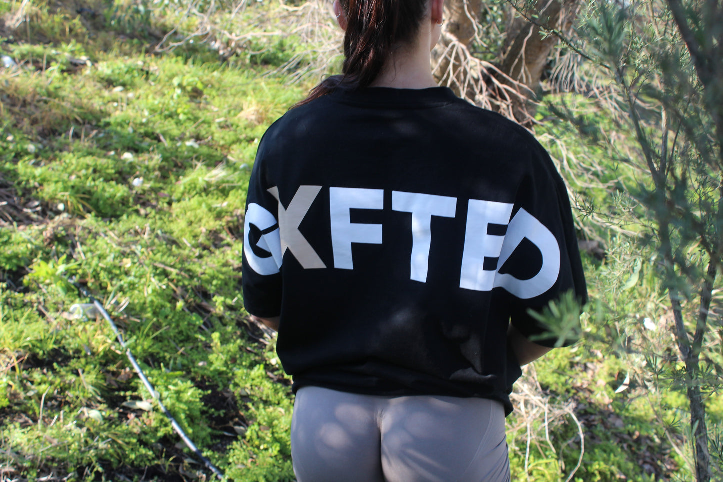 GXFTED “PUMP COVER” T-SHIRT